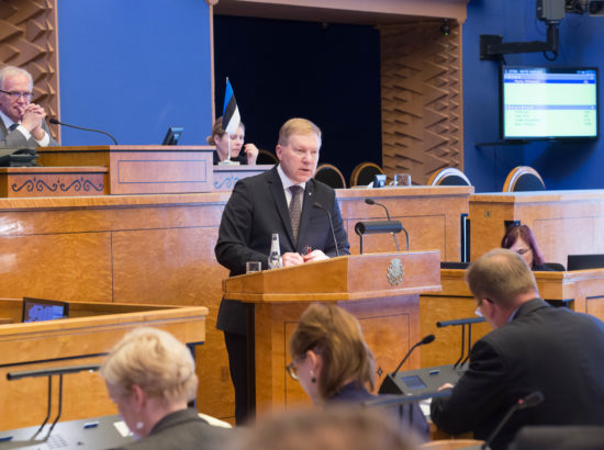Riigikogu täiskogu istung, 8. juuni 2016